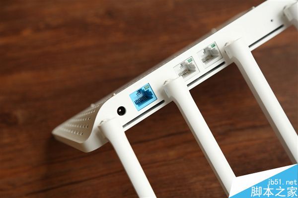 99元！小米路由器3C開箱圖賞：外置四天線