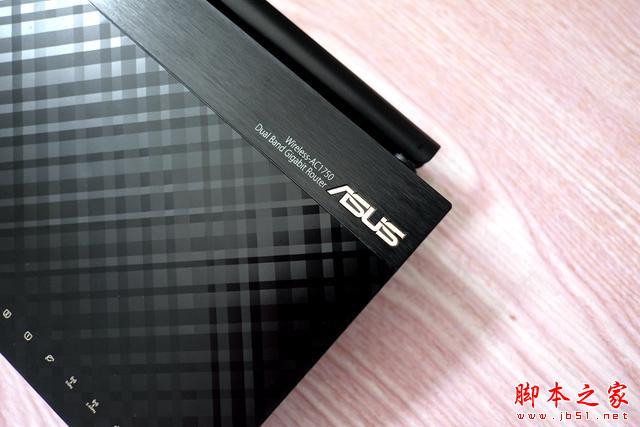 華碩 RT-AC66U B1：1750M傳輸速率中的實(shí)力派