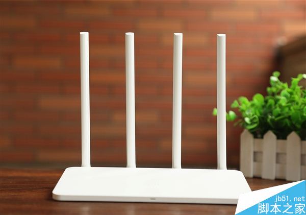 99元！小米路由器3C開箱圖賞：外置四天線
