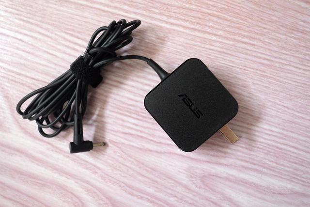 華碩 RT-AC66U B1：1750M傳輸速率中的實(shí)力派