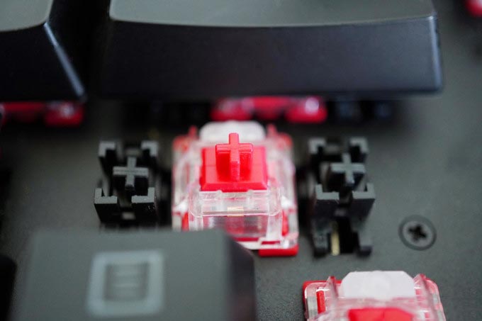 輕質反饋快，光效“誠”會玩——HyperX阿洛伊起源競技版紅軸鍵盤