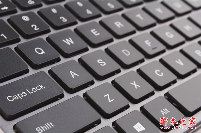 做工精湛 雷柏E9090P無線觸控鍵盤評測