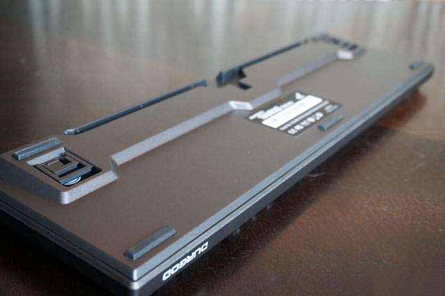 強悍是本分，低調是本能，杜咖Taurus K310 RGB機械鍵盤上手