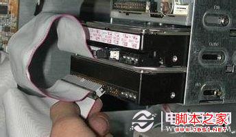 電腦開機(jī)時(shí)總是提示按F2的解決方法