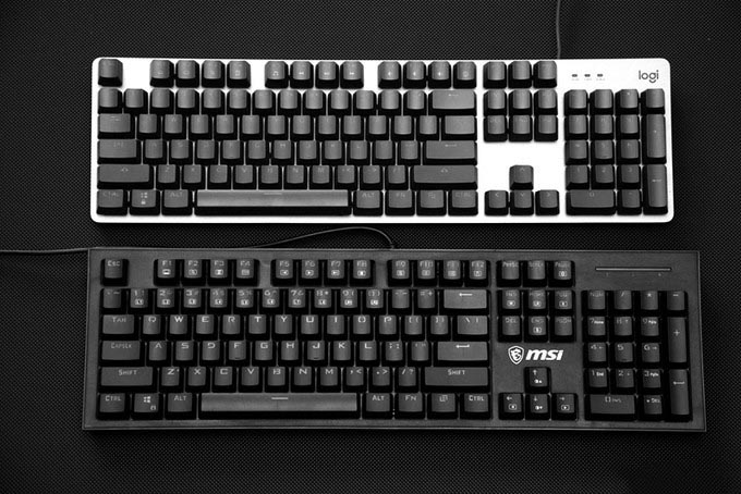 微星GK50 Z、羅技K845，一個(gè)適合新手，一個(gè)適合小資