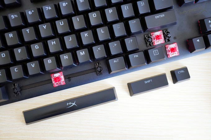 輕質反饋快，光效“誠”會玩——HyperX阿洛伊起源競技版紅軸鍵盤