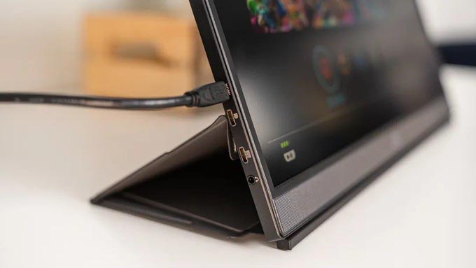 ROG Strix XG17AHP幻鏡便攜式游戲顯示器評測：身材嬌小，實(shí)力強(qiáng)悍