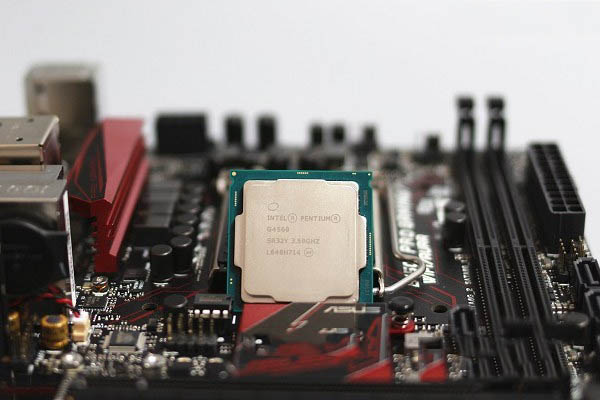 2017入門高性價比裝機 1500元奔騰G4560配HD610電腦配置推薦
