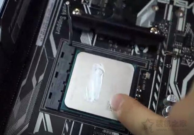 AMD CPU怎么安裝？AMD銳龍?zhí)幚砥髋c主板安裝圖解教程