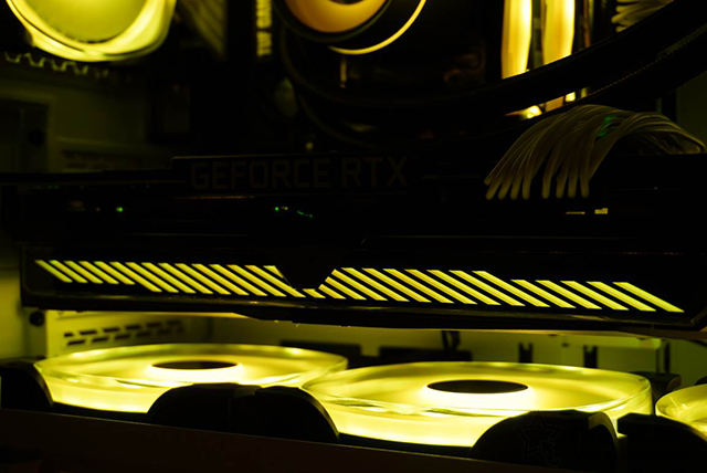 打造超炫酷黃色燈效主機(jī),銳龍R7 5800X配RTX3070裝機(jī)配置單+圖賞