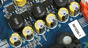 富士通R5級固態(tài)電容