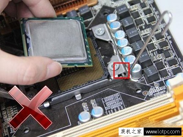 組裝電腦教程：怎么安裝CPU、散熱器、電源、跳線？