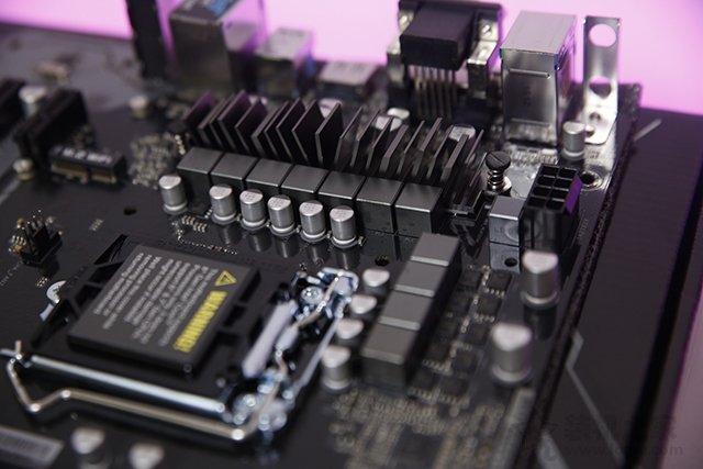 爽玩各類3D游戲大作！八代i7-8700K+RTX2080打造高性能游戲主機(jī)
