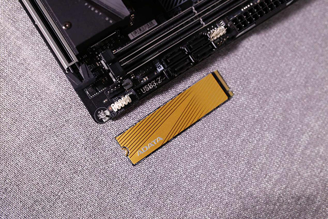 ITX裝機實錄！AMD銳龍R5 3600配RX5700XT獨顯ITX主機配置推薦