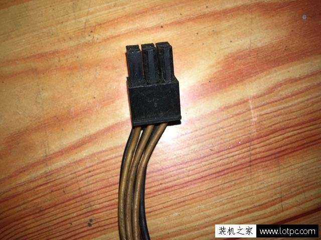 CPU或顯卡的供電為什么都選擇2-4根12v甚至更多？