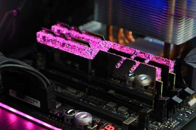 內存知識：電腦內存時序是什么意思呢？內存時序高好還是低好？