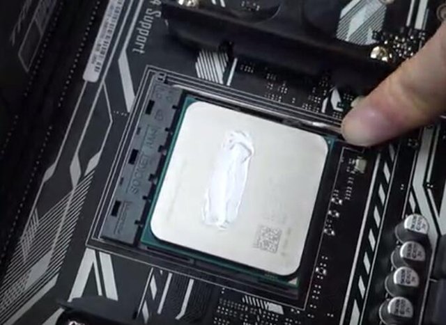 AMD CPU怎么安裝？AMD銳龍?zhí)幚砥髋c主板安裝圖解教程