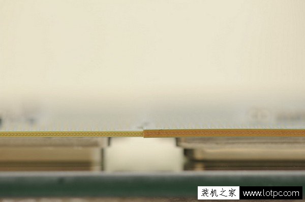 六代Skylake 處理器PCB過薄