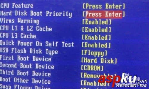 U盤打不開提示Remove disks or other media怎么辦? U盤打不開