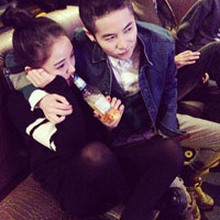 qq情侶頭像一男一女一左一右一對兩張