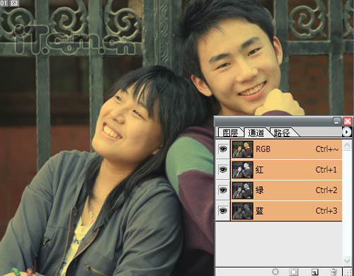 photoshop簡單處理照片為時光定格效果_網頁設計webjx.com整理