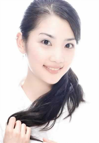 妙用photoshop來為美女美唇